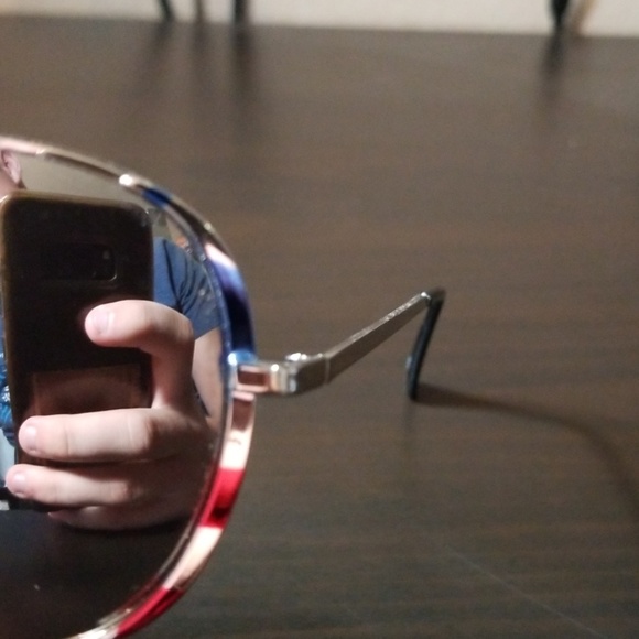 USA Reflective aviator sunglasses - Picture 2 of 3